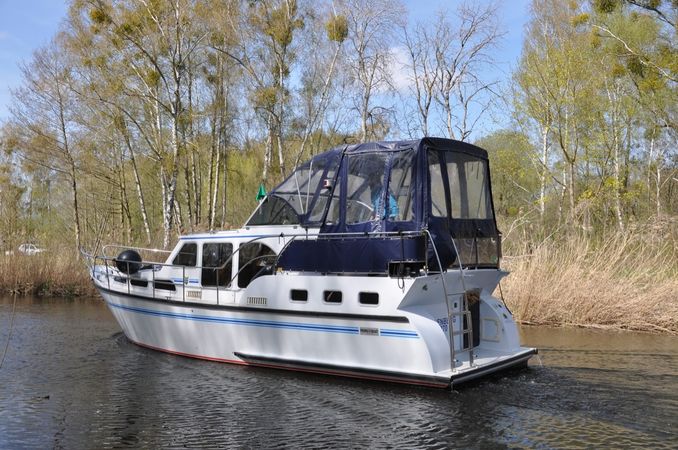 Pedro Skiron 35 | Sophie