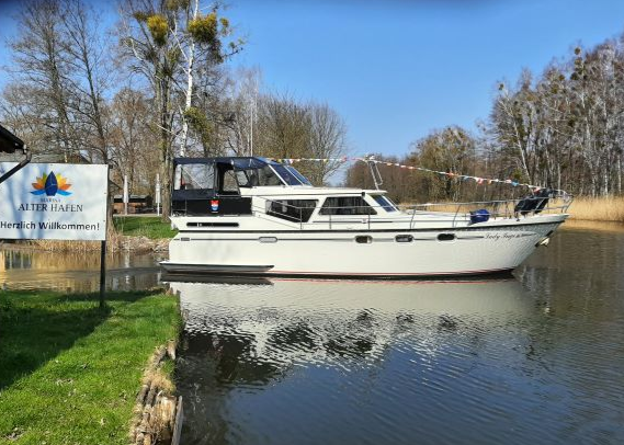 Pedro Solano 38 | Lady Inge