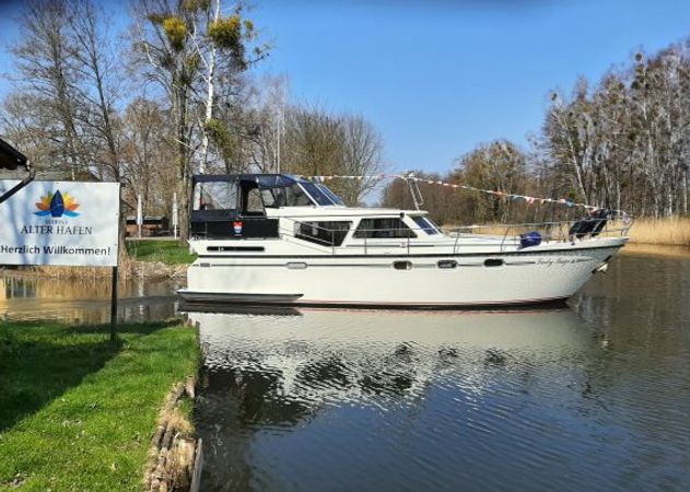 Pedro Solano 38 | Lady Inge