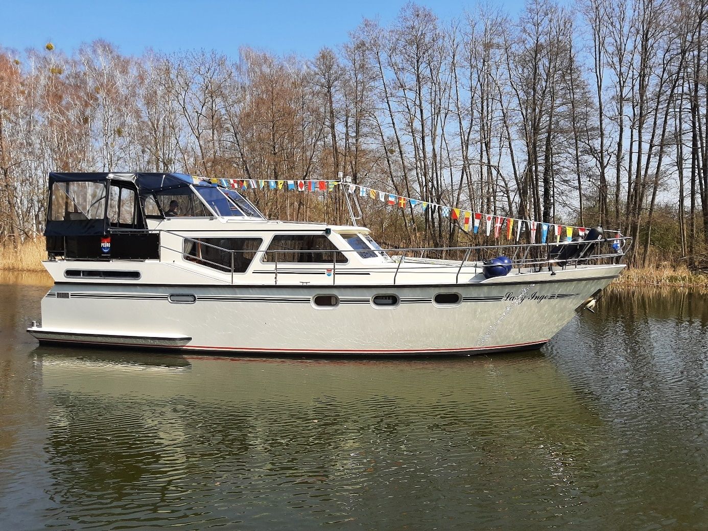 Pedro Solano 38 | Lady Inge