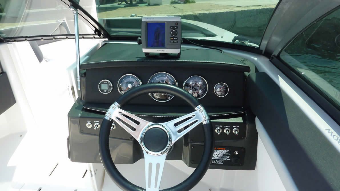 Four Winns 210 Horizon | Black Pearl