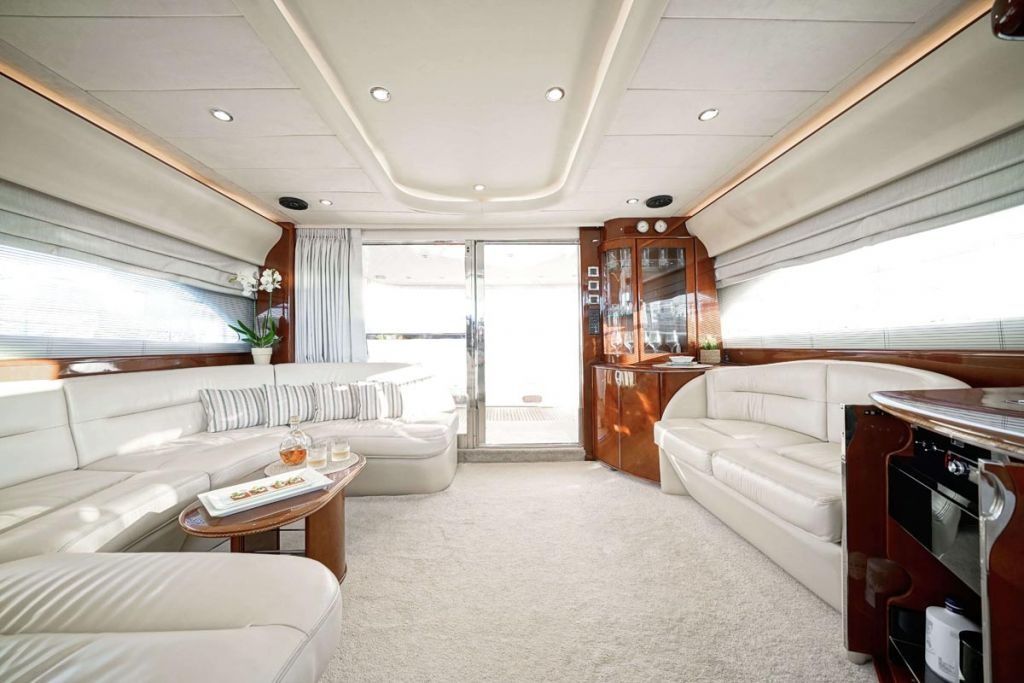 Princess 65F | Distar Princess