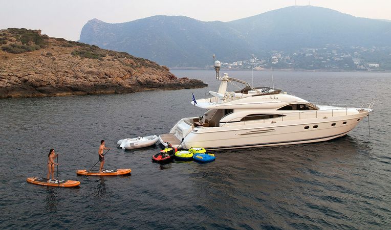 Princess 65F | Distar Princess