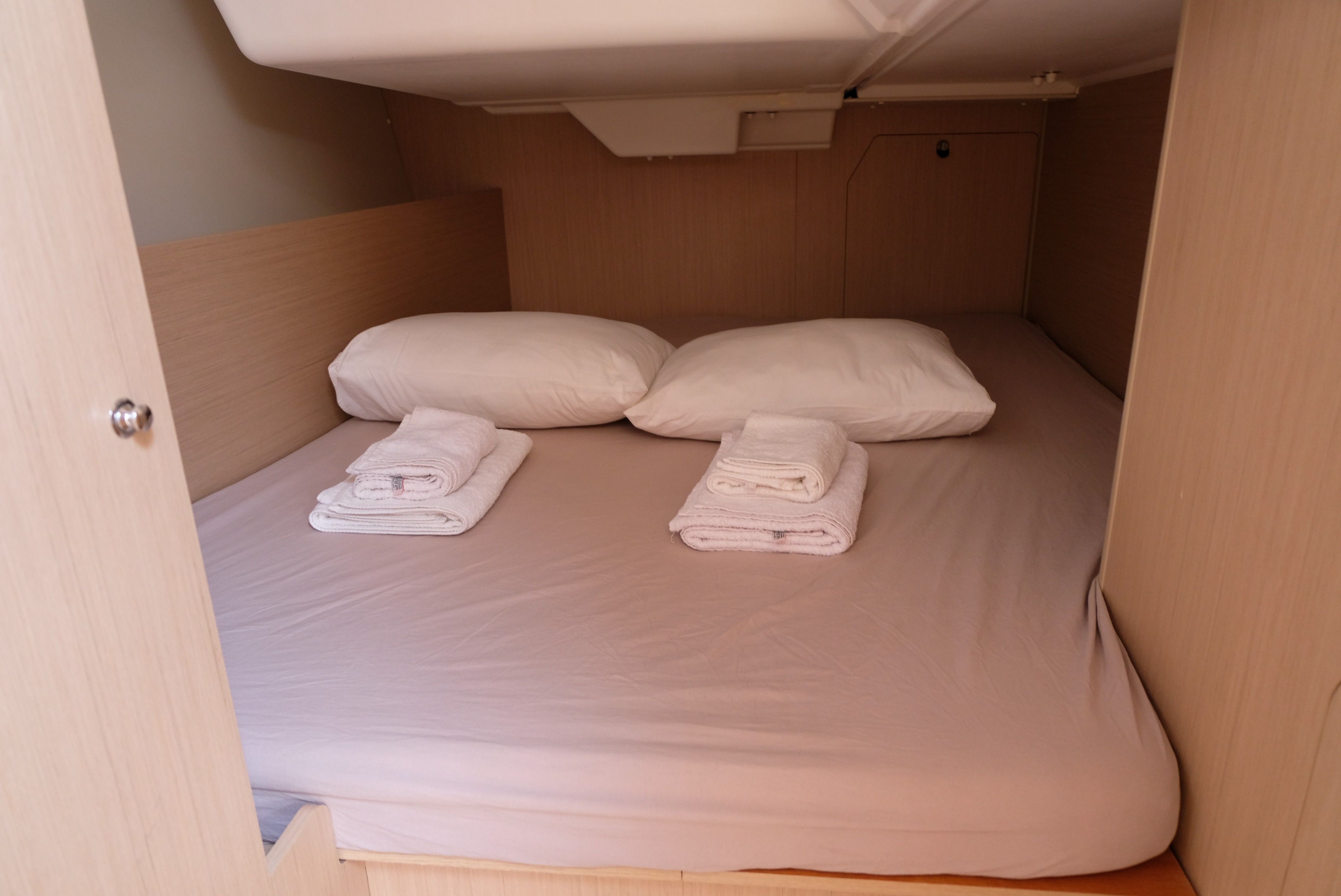 Beneteau Oceanis 38.1 | Triton 89