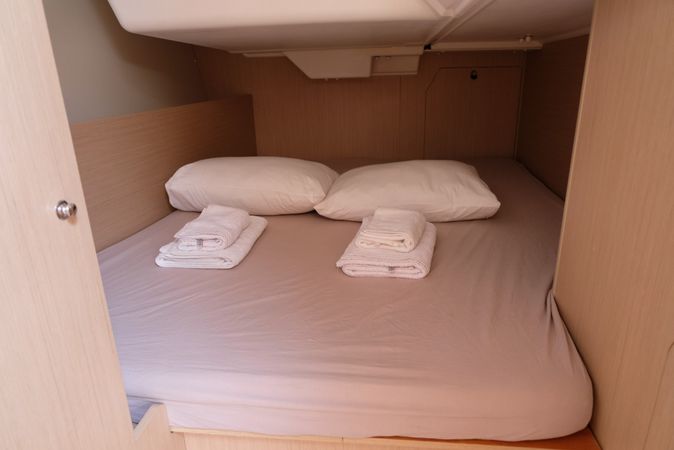 Beneteau Oceanis 38.1 | Triton 89