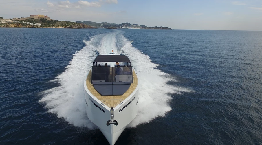 De Antonio D46 Open | Valentina