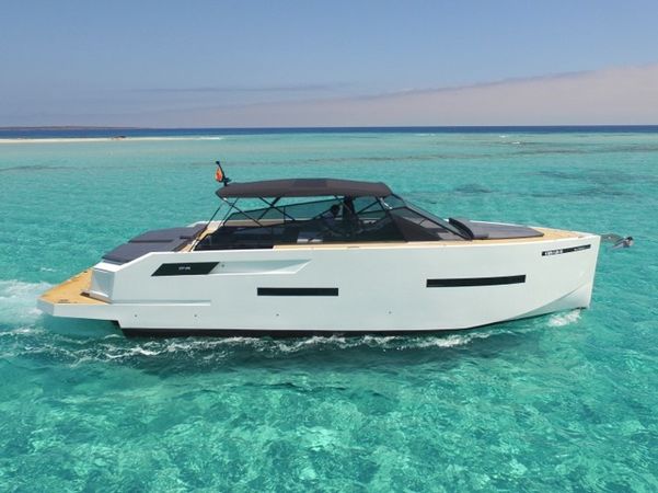 De Antonio D46 Open | Valentina