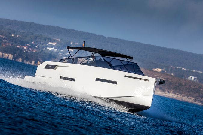 De Antonio D46 Open | Valentina