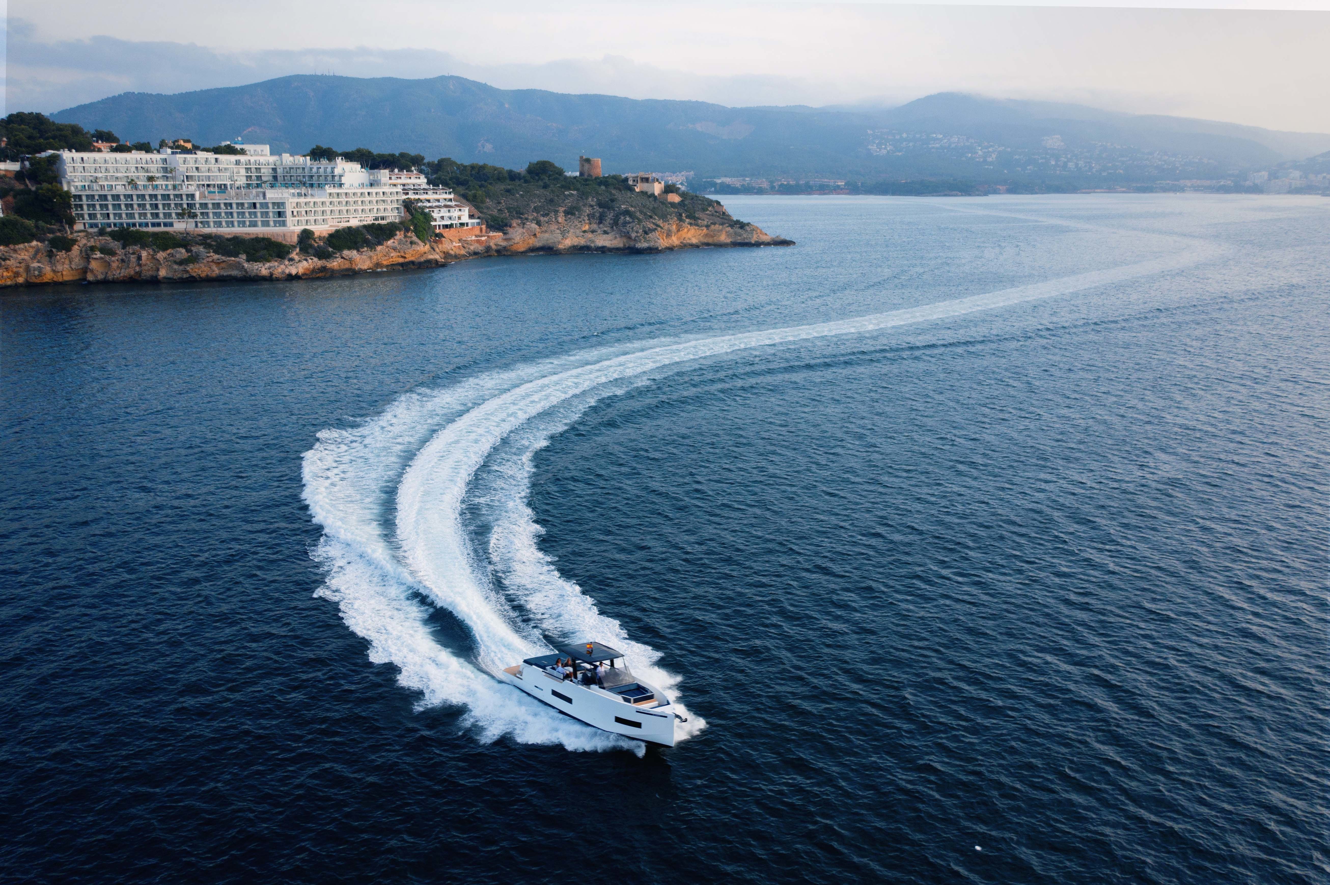 De Antonio D50 Open | Spartan