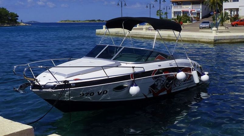 Chaparral 225 | Triple X