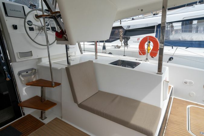 Fountaine Pajot Lucia 40 | Marlea