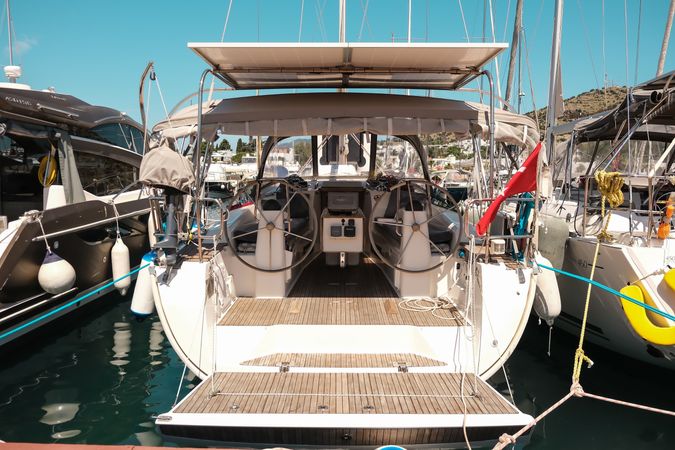 Bavaria Cruiser 40 | Spark 1