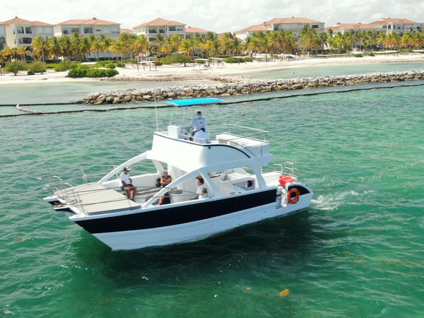 Custom Built 35 | Rich and Famous