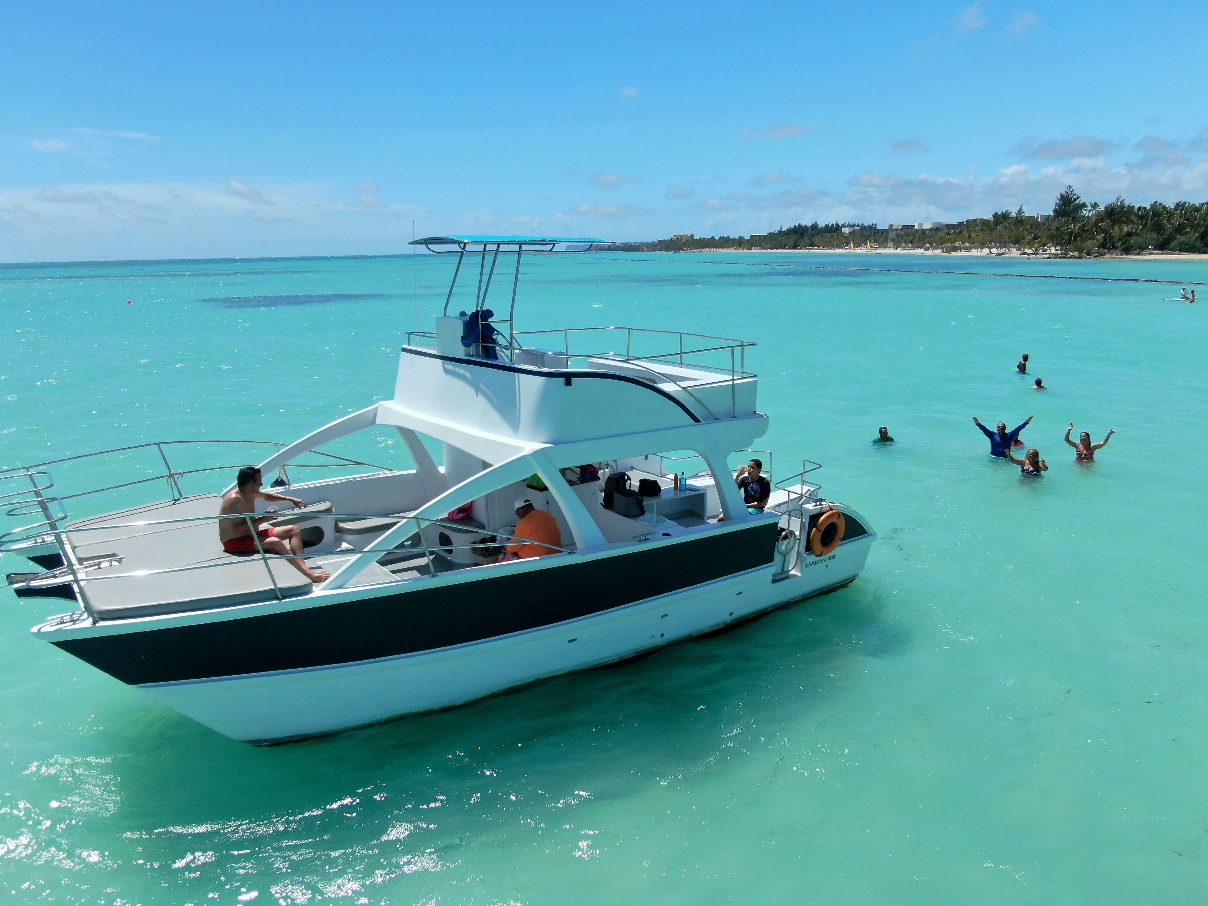 Custom Built 35 | Rich and Famous