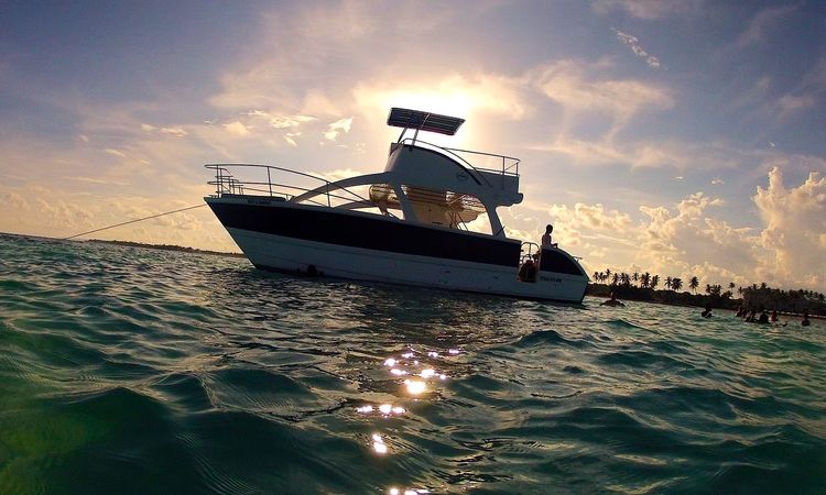 Custom Built 35 | Rich and Famous