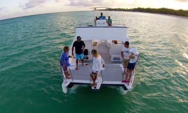 Custom Built 35 | Rich and Famous