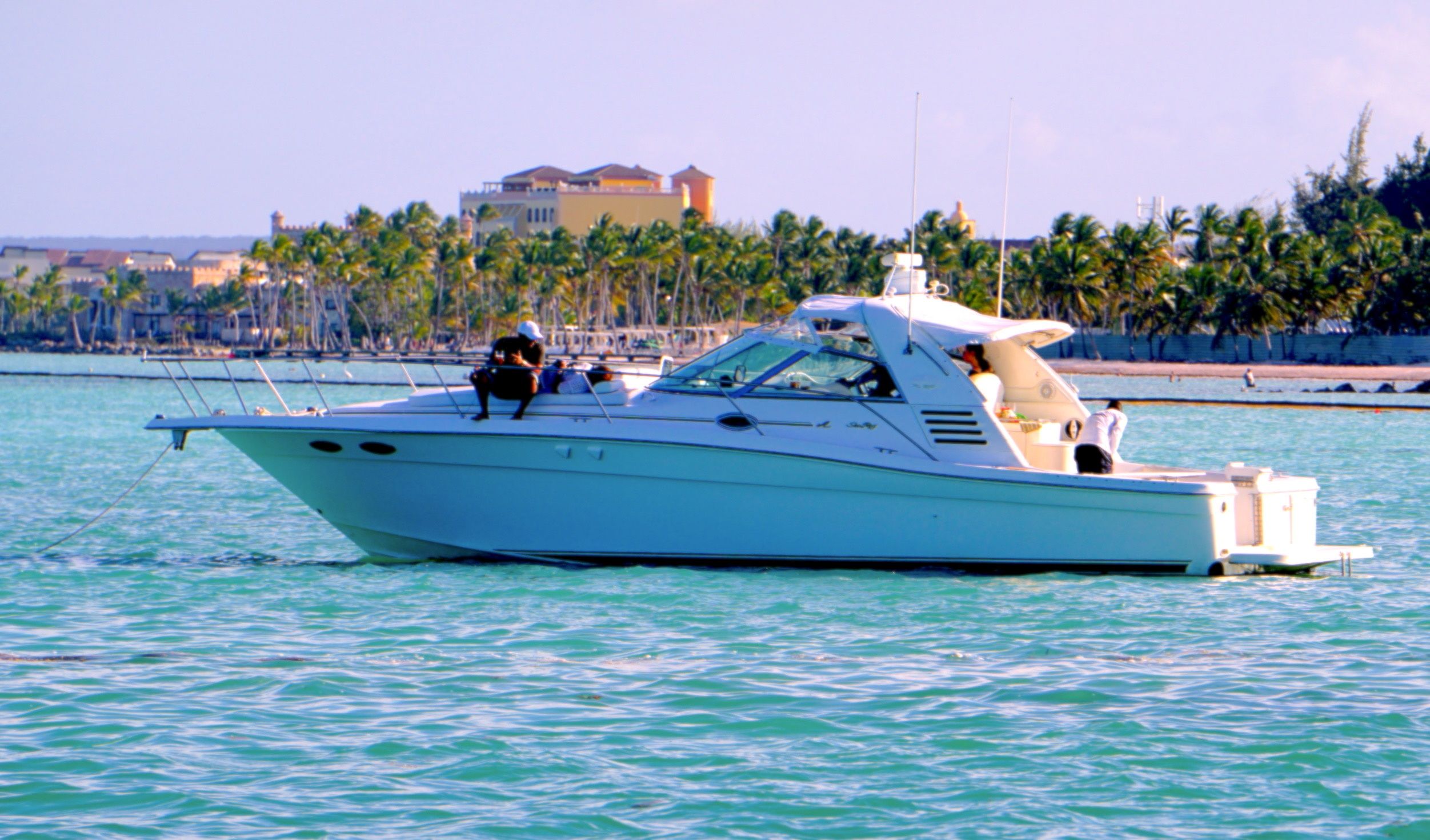 Sea Ray Sundancer 40 | Vixen