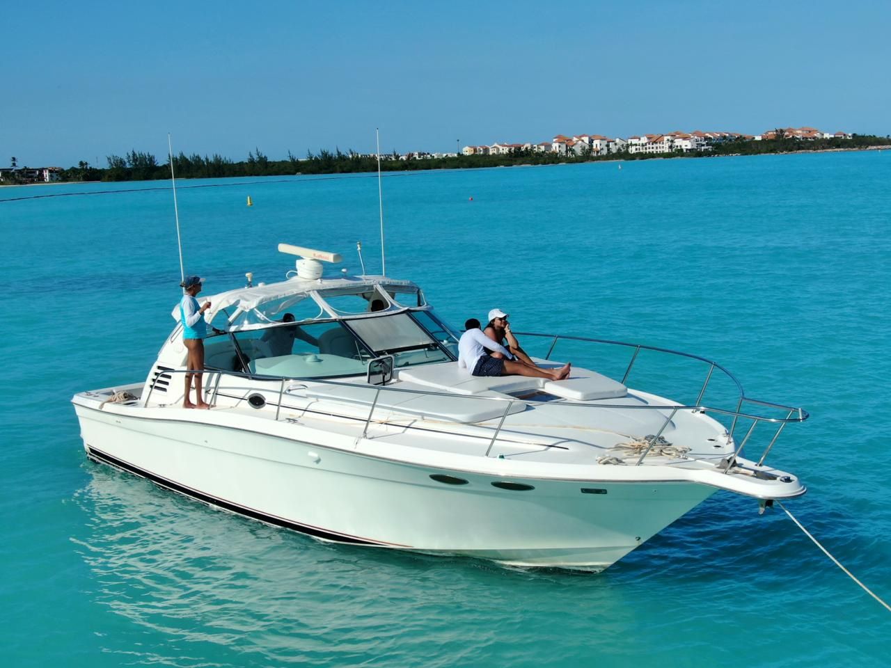 Sea Ray Sundancer 40 | Vixen