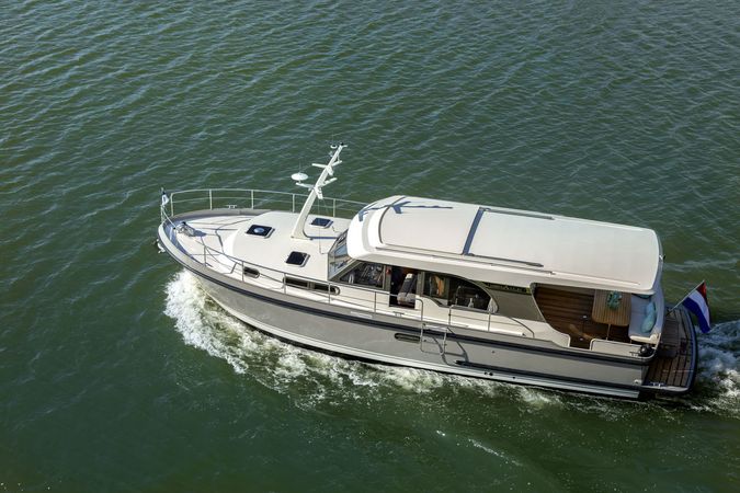 Linssen SL 40.0 Sedan | Luna Amanda