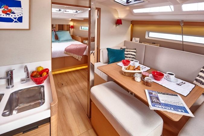 Jeanneau Sun Odyssey 440 | Caraboulou