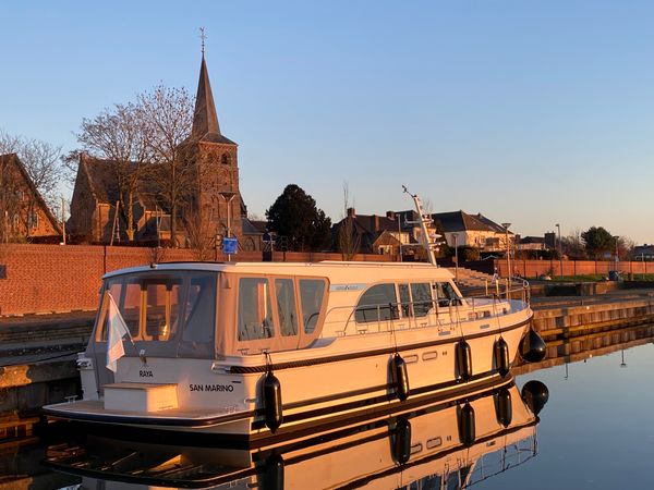 Linssen GS 45 Sedan | Raya