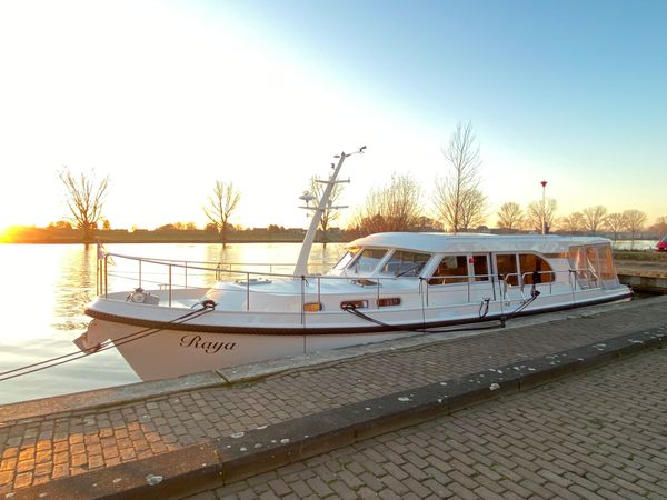 Linssen GS 45 Sedan | Raya