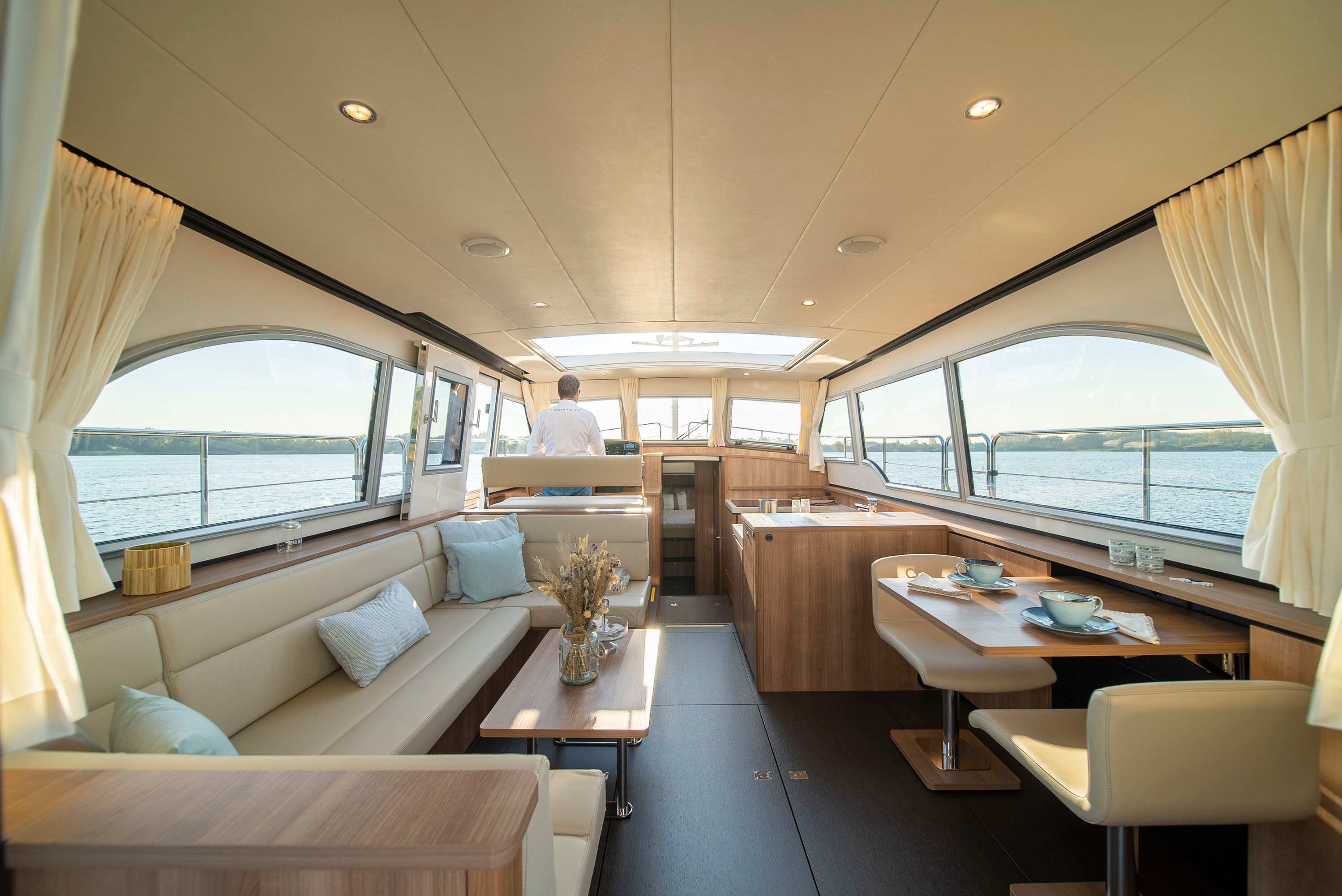 Linssen GS 45 Sedan | Raya