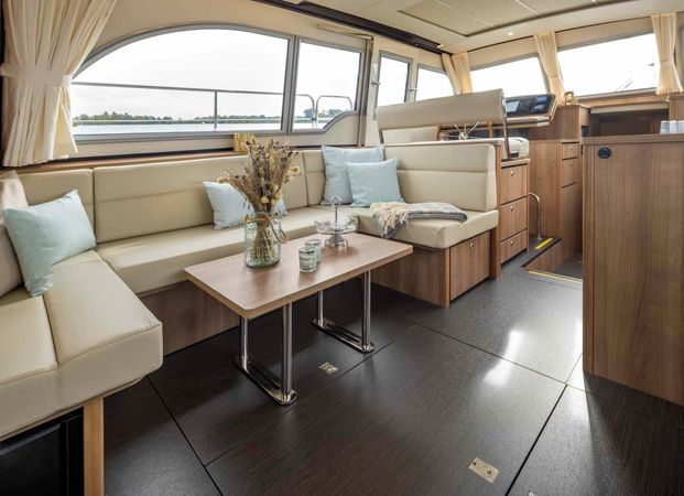 Linssen GS 45 Sedan | Raya