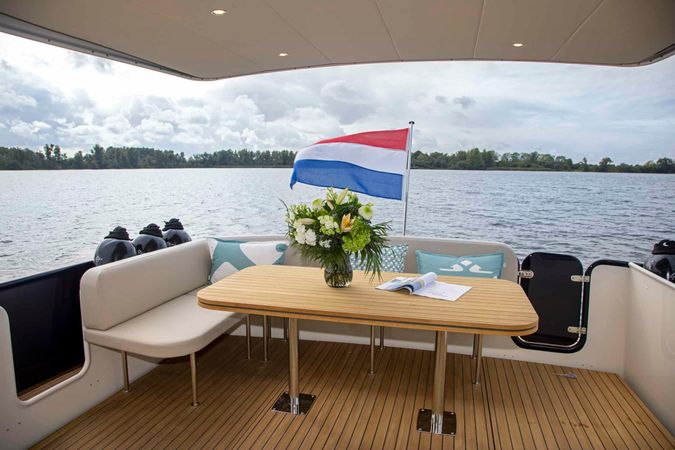 Linssen GS 45 Sedan | Raya