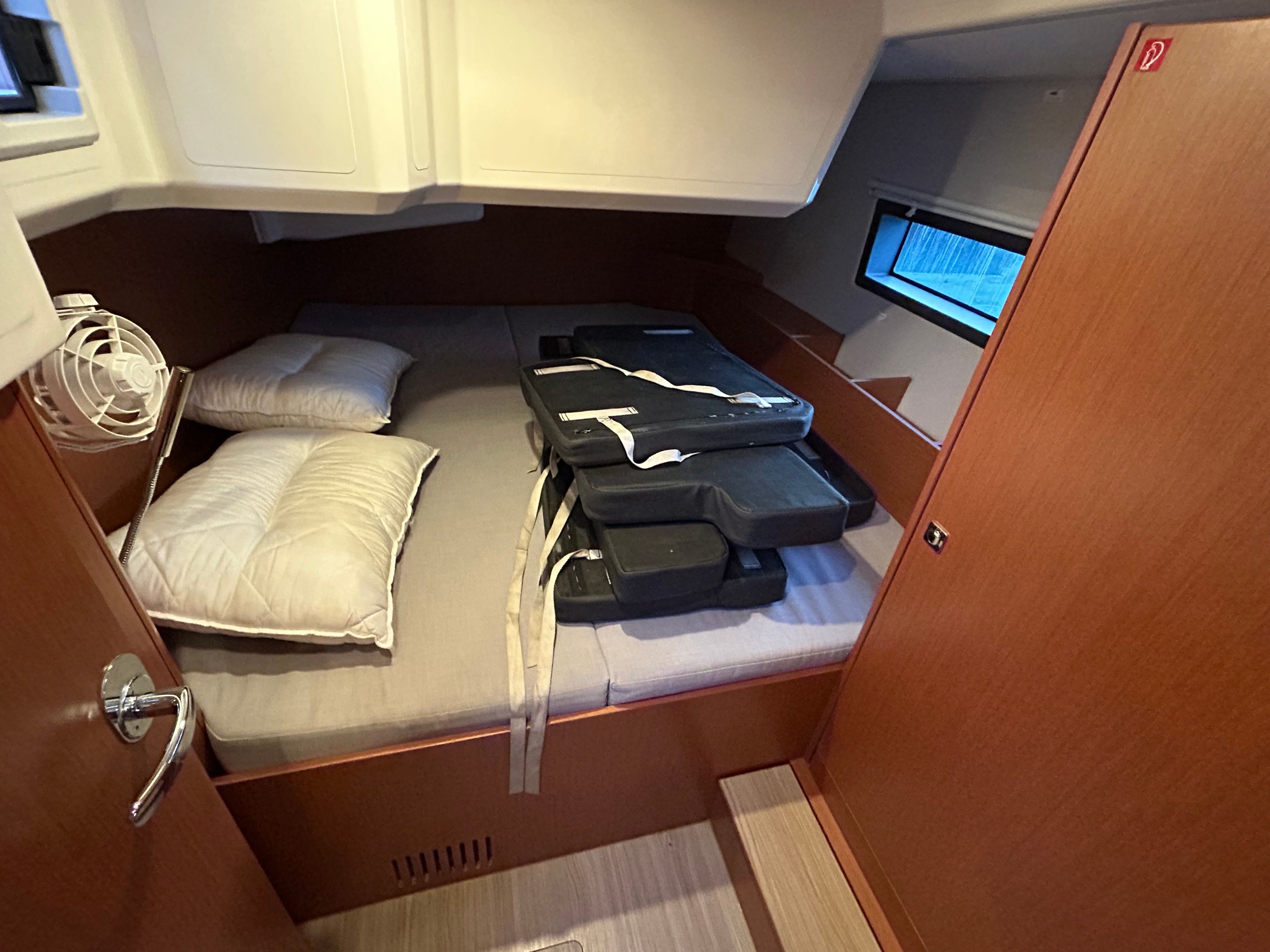 Bavaria C42 | Valesia