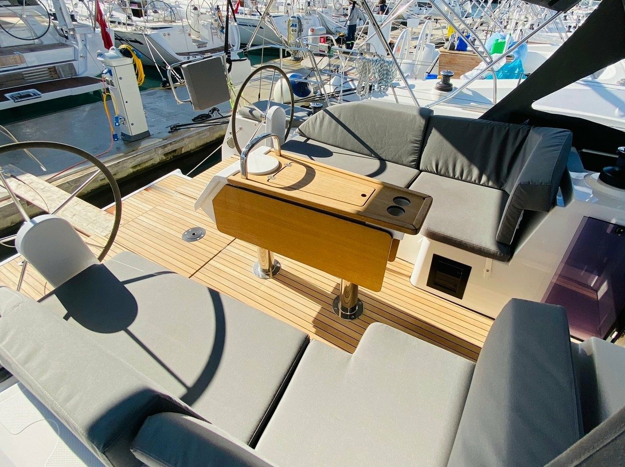 Bavaria C38 | Simurg