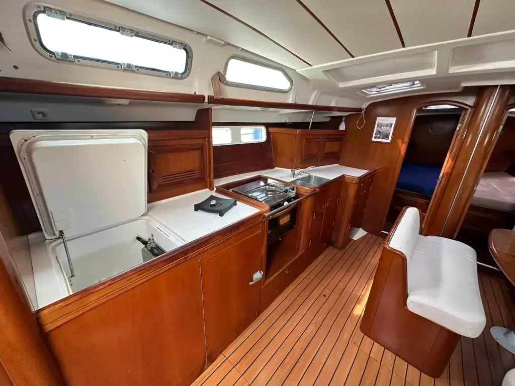 Beneteau 473 | Bella 2