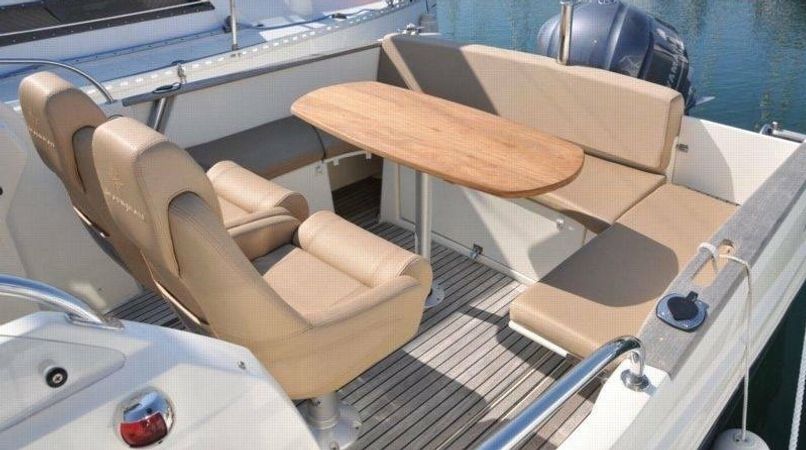 Jeanneau Cap Camarat 7.5 CC | JEANNEAU CAP CAMARAT 755CC