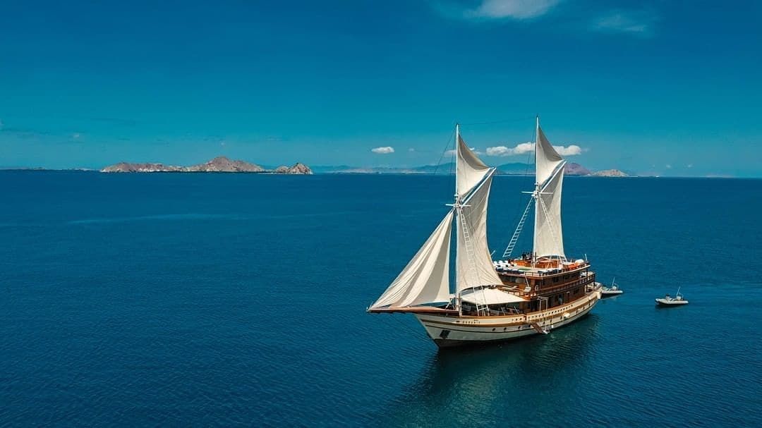 Custom Built Phinisi | The Maj Oceanic