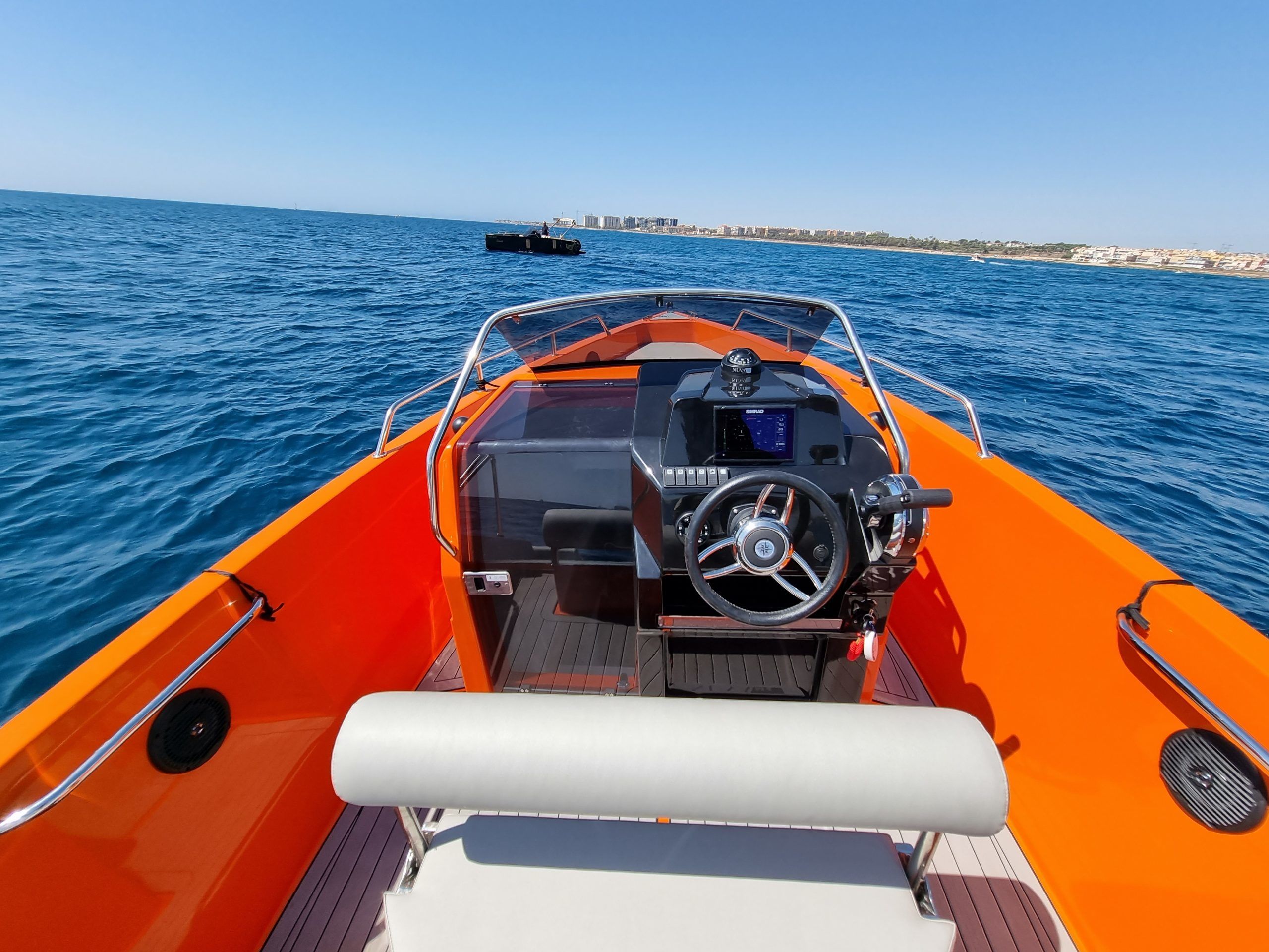 Nuva Yachts M6 | Aventura