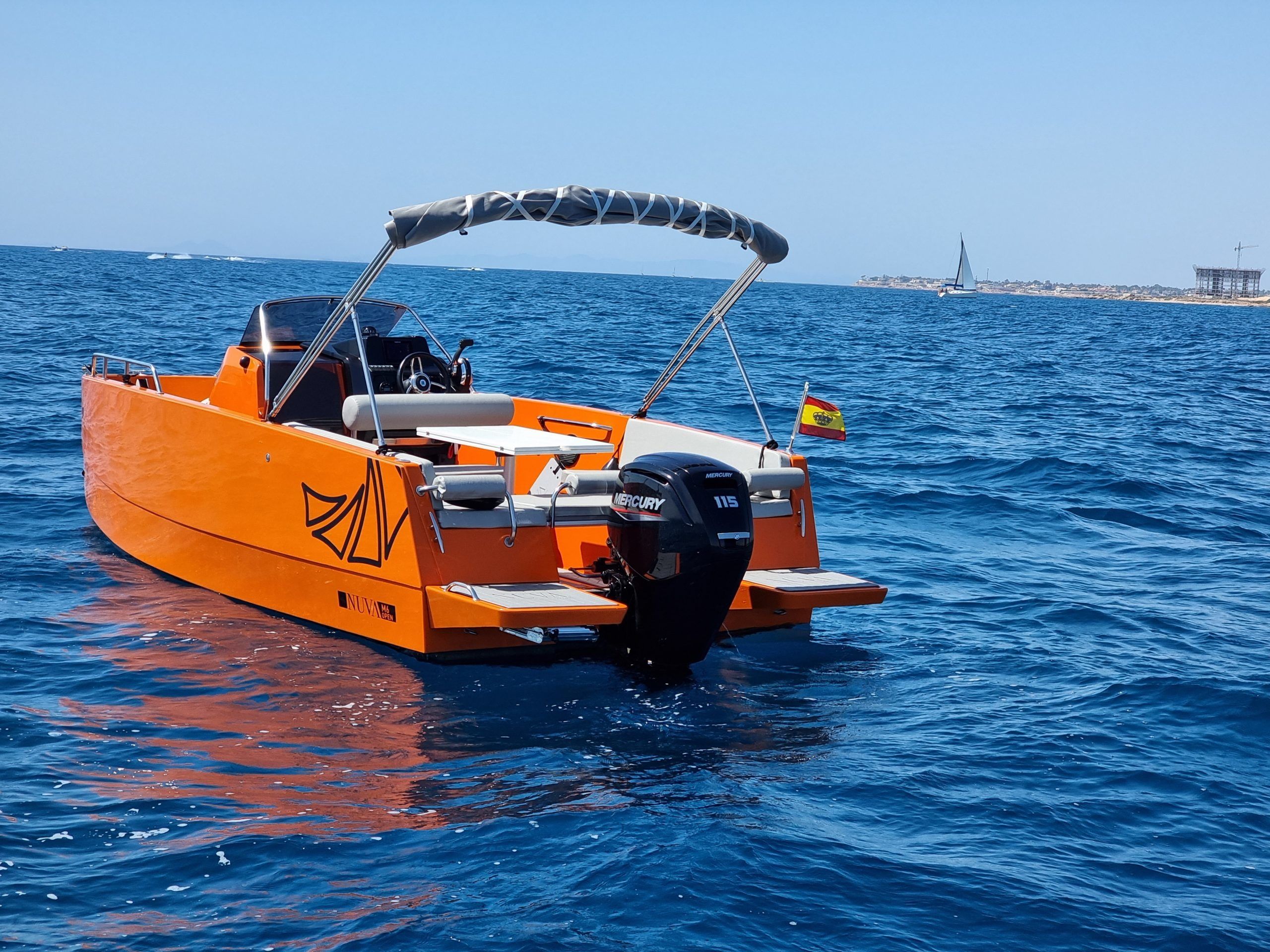 Nuva Yachts M6 | Aventura