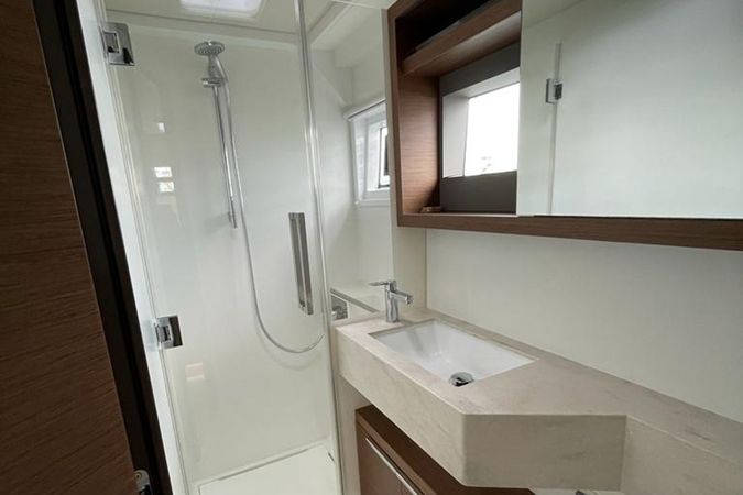 Lagoon 50 | Bottoms Up