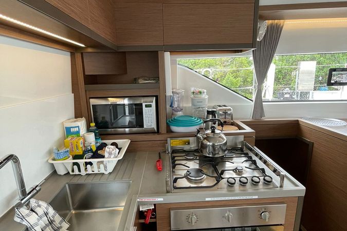 Lagoon 50 | Bottoms Up