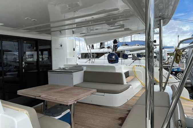 Lagoon 50 | Bottoms Up