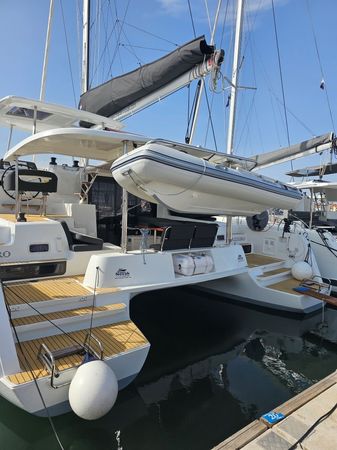 Lagoon 42 | Azzuro