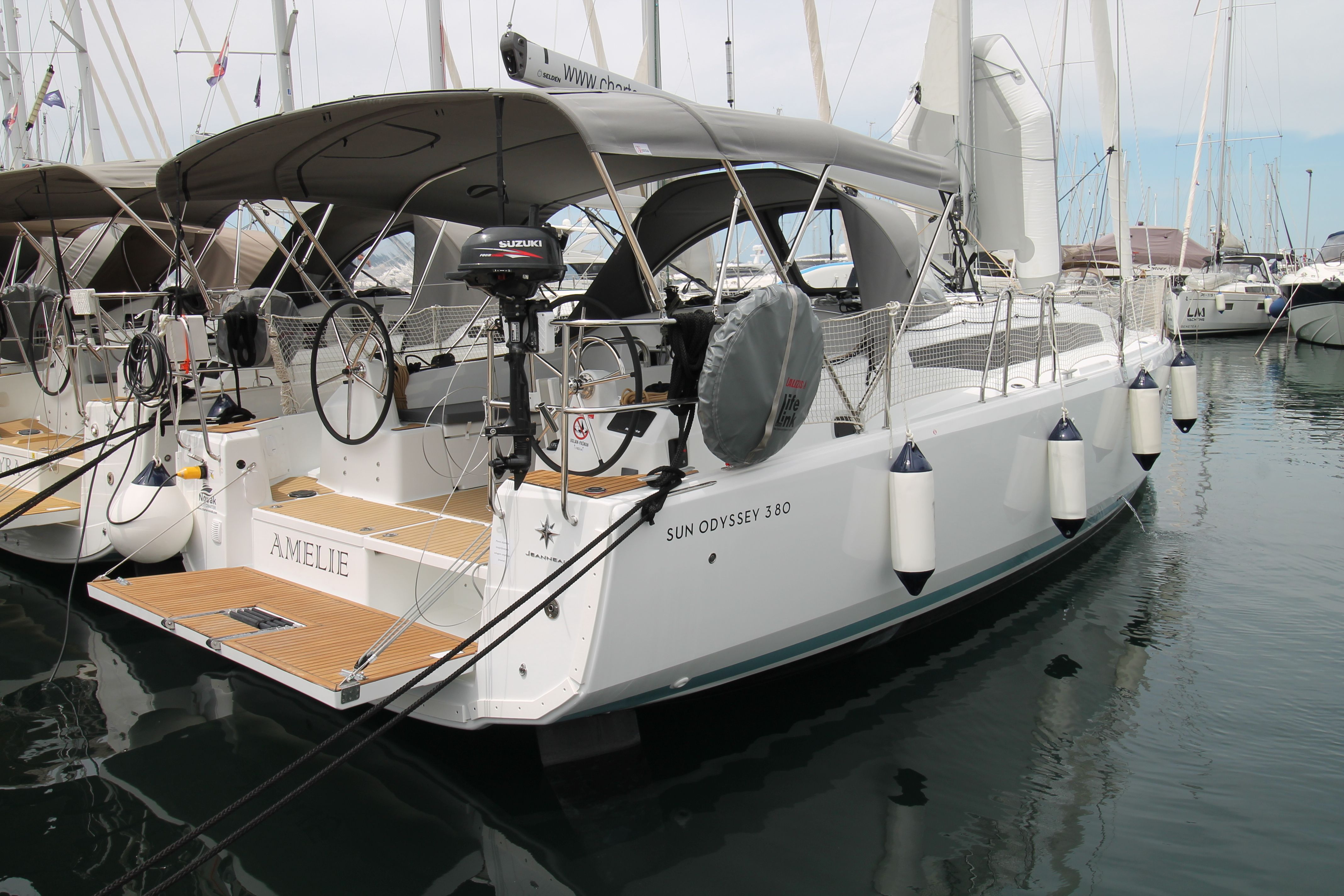 Jeanneau Sun Odyssey 380 | Amelie