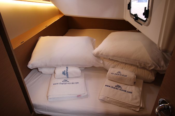 Jeanneau Sun Odyssey 380 | Amelie