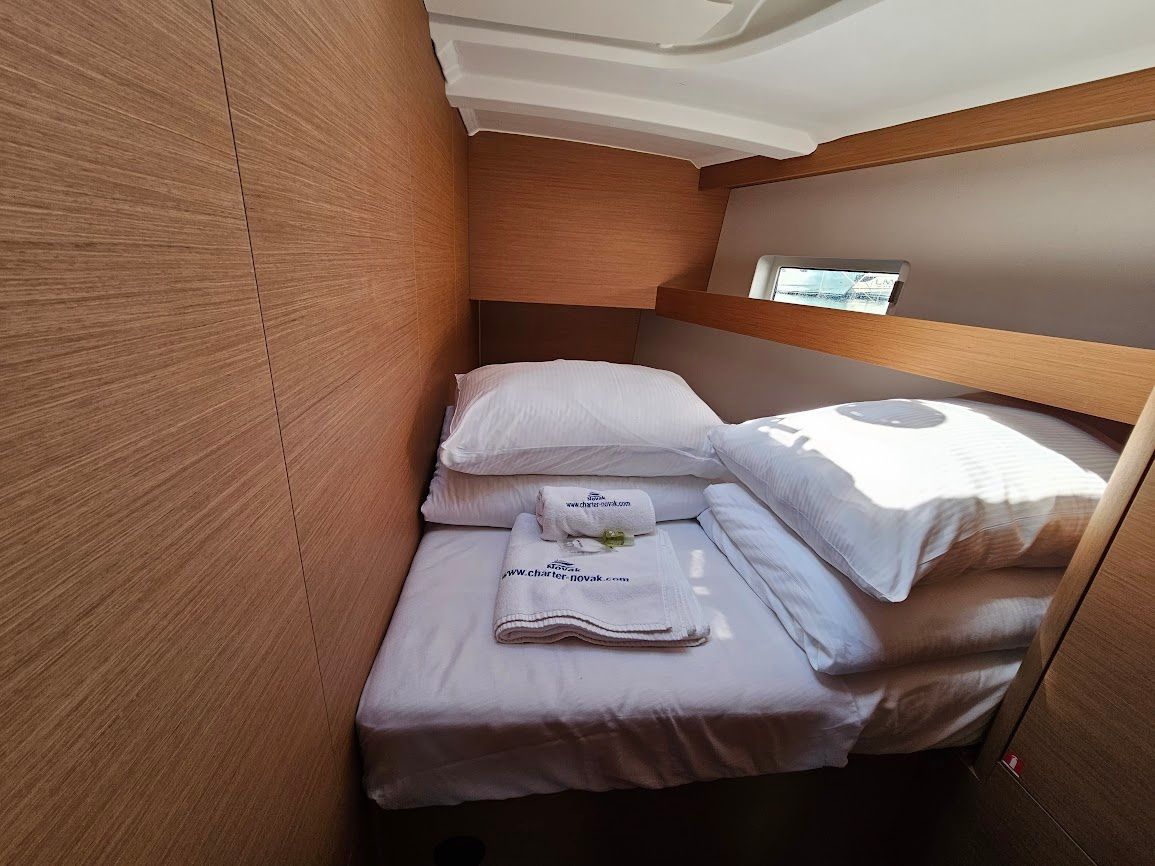 Jeanneau Sun Odyssey 490 | Luna