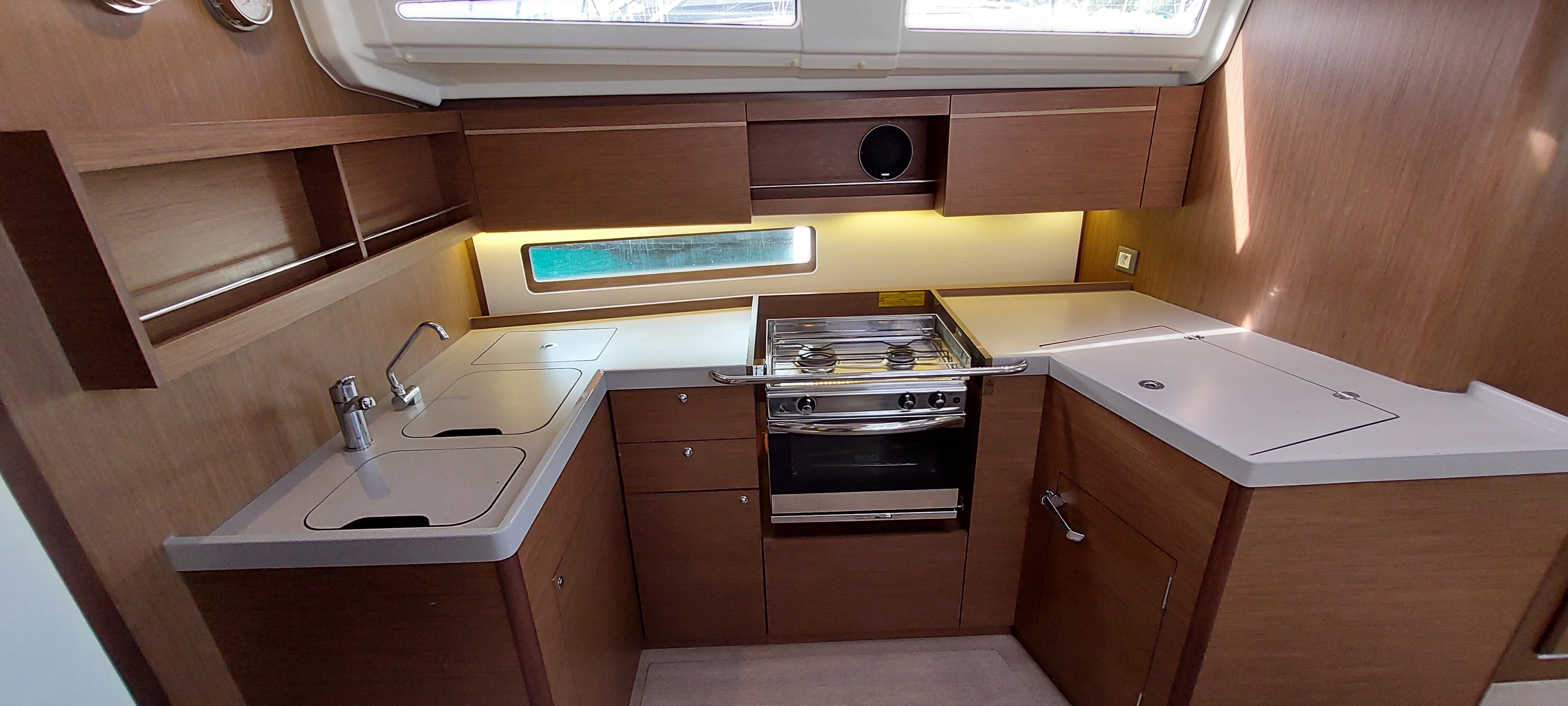 Beneteau Oceanis 40.1 | Hadar