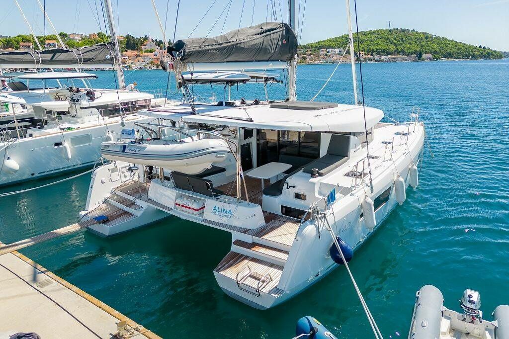 Lagoon 42 | Alina
