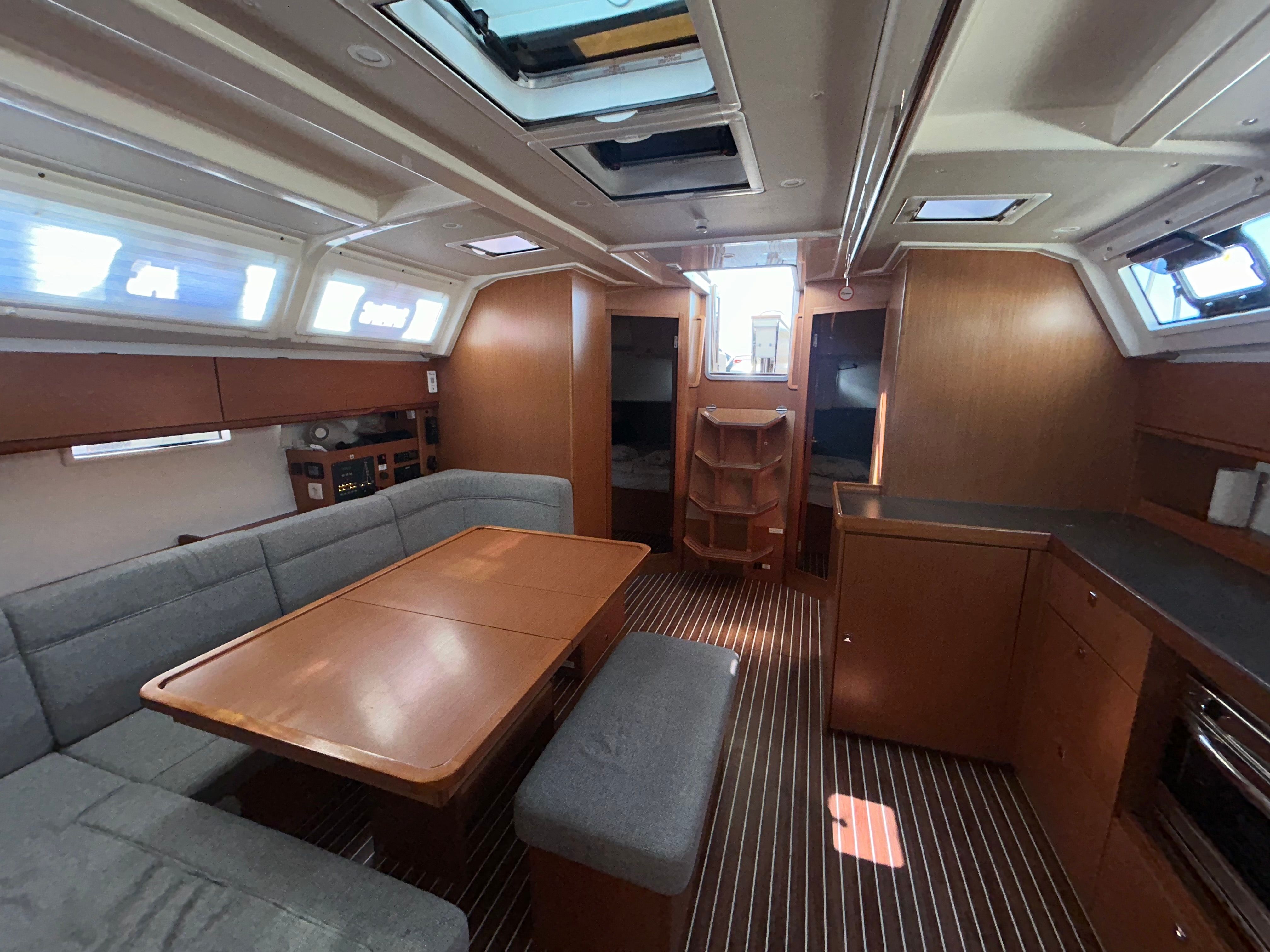 Bavaria Cruiser 46 | Summer Jazz