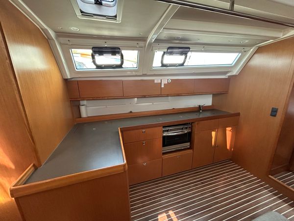 Bavaria Cruiser 46 | Summer Jazz