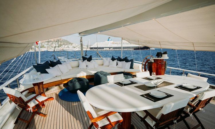 Gulet 78 | Beyaz Lale