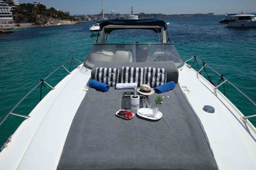 Sunseeker Mustique 42 | Lady Pinky