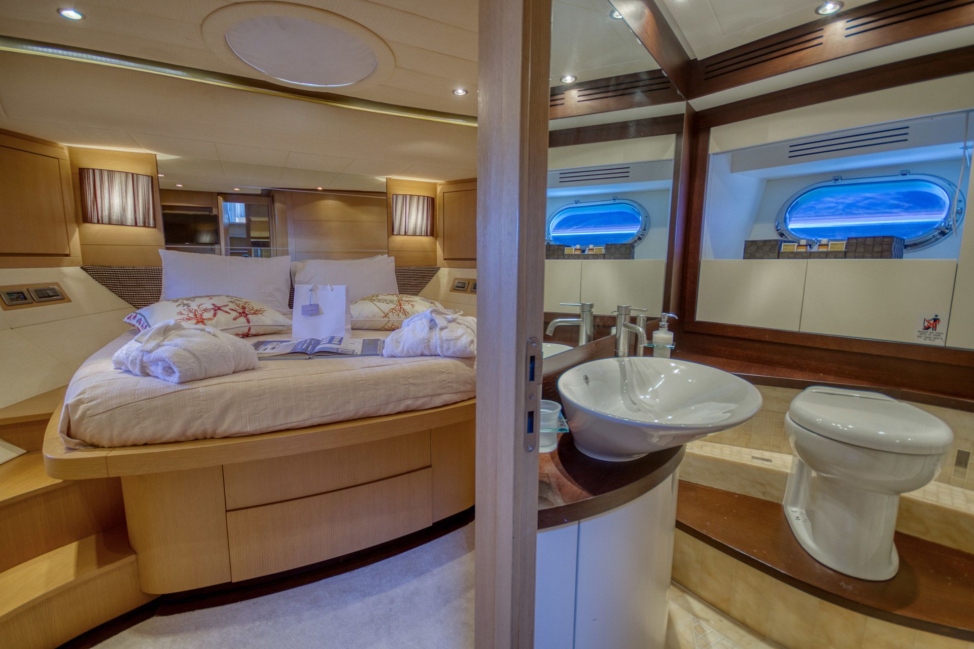 Evo Marine 760 | Blue Angel